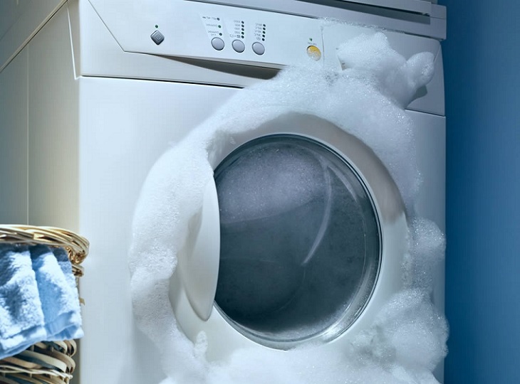 Nguyên nhân máy giặt bị trào bọt và cách khắc phục